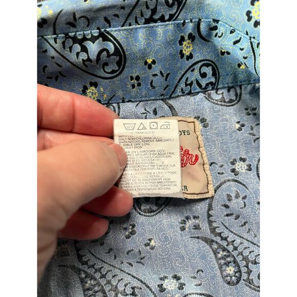 Retro Wrangler Paisley Western/Cowgirl/Rodeo Style Snap Close Shirt - Picture 5 of 8